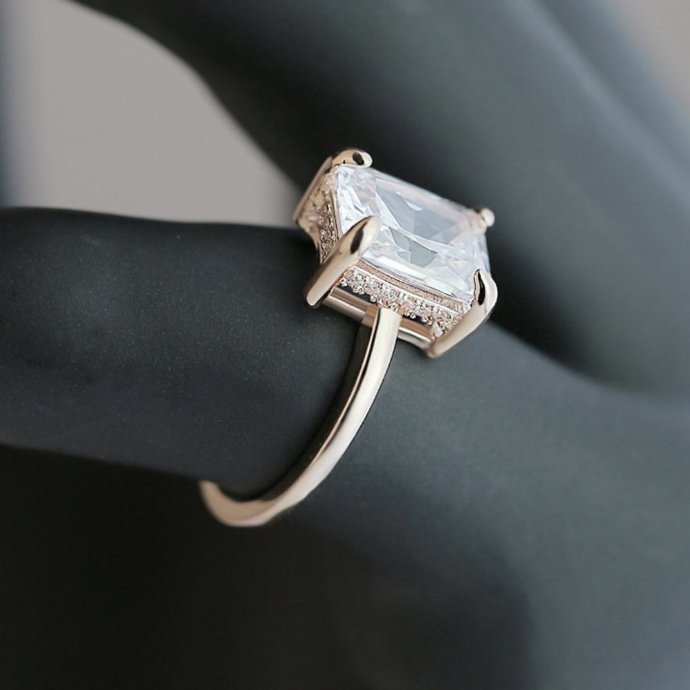 Super Design Radiant Cut Clear Gemstone Gold Dainty Ring For Women Vip389 29$